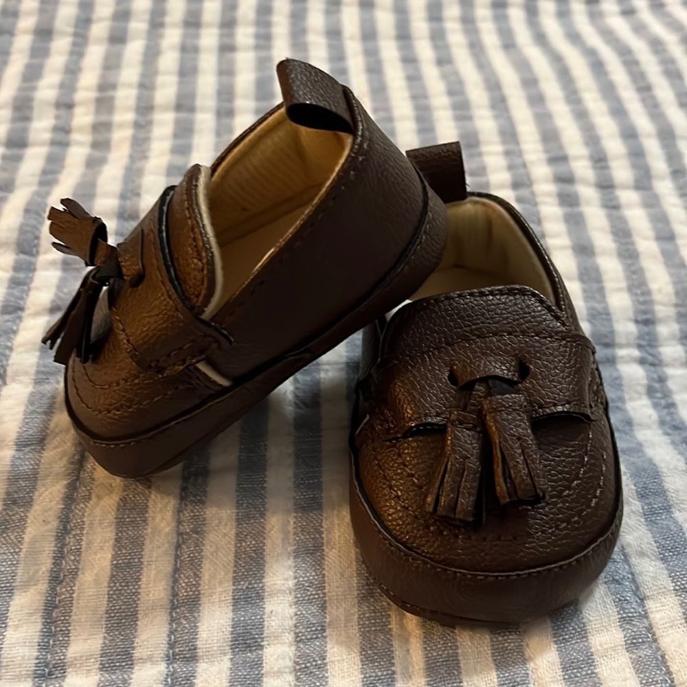 Baby moccasins, size 0-3 months
